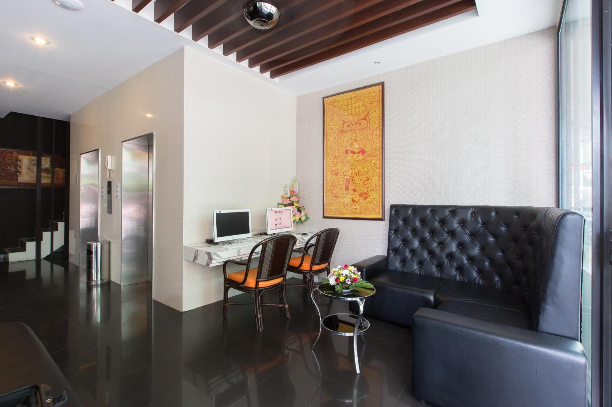 Hemingways Silk Hotel Patong Экстерьер фото